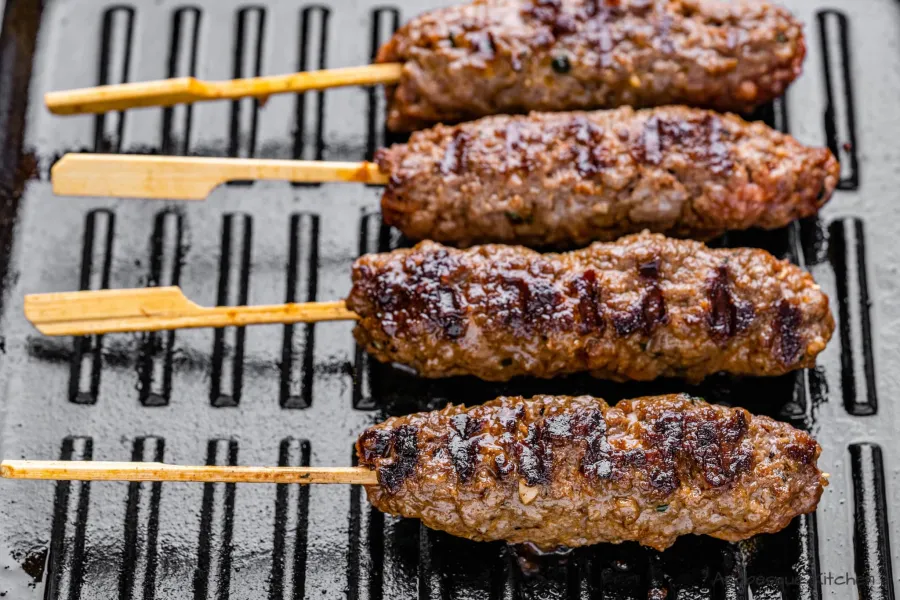 Grill the kefta until cooked through and nicely charred.
